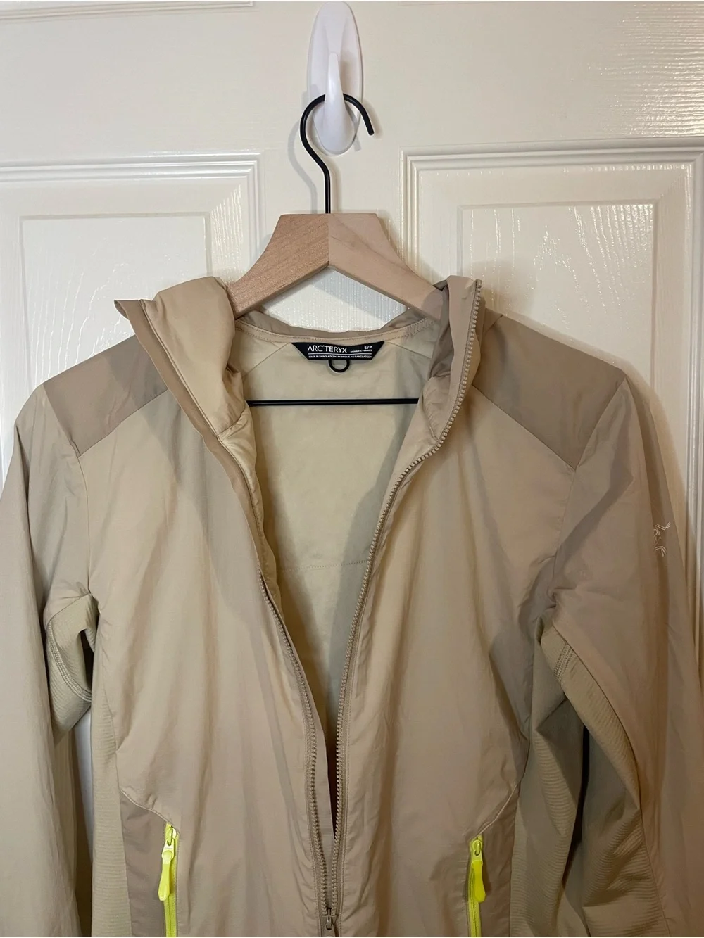 Arcteryx brand arc’teryx